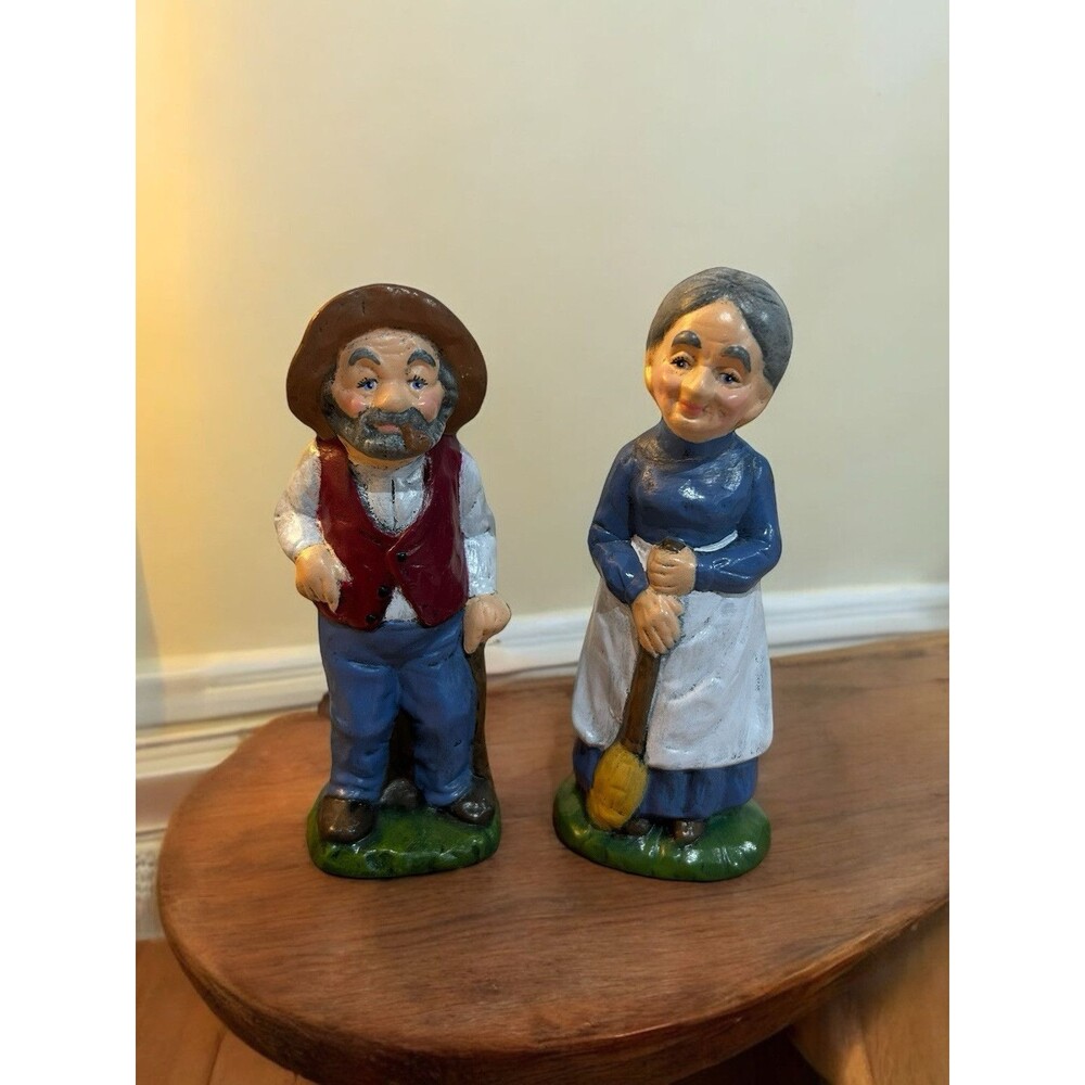 Vtg Old Man & Woman Farmers Couple Porcelain Figurines Hand Painted Mammaw Papaw